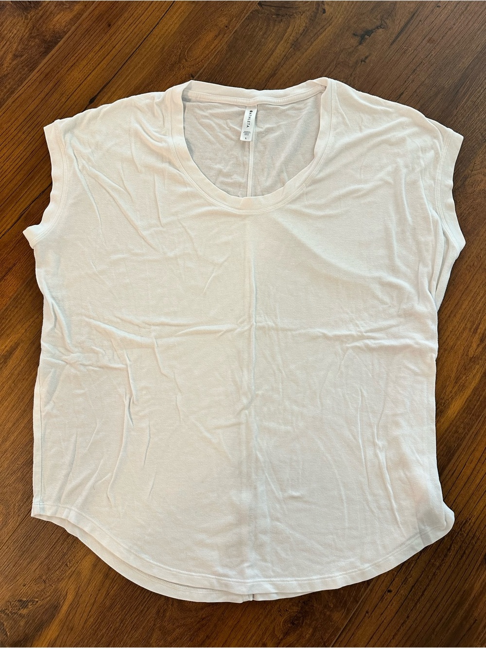 Athleta White Scoop Neck Short Sleeve Tee